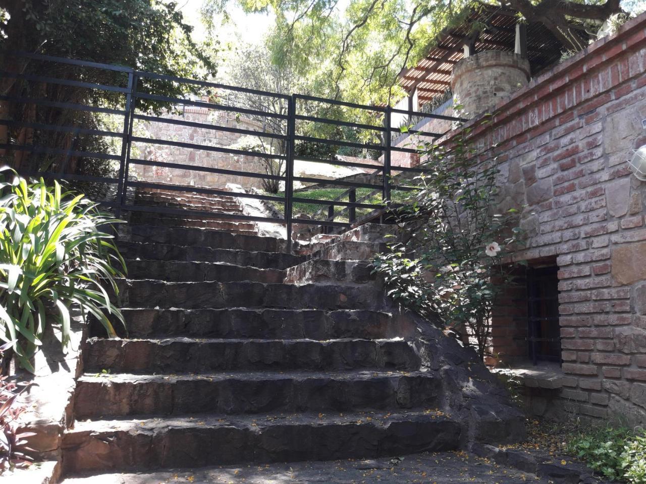 Apartamentos Del Cerro Сальта Экстерьер фото